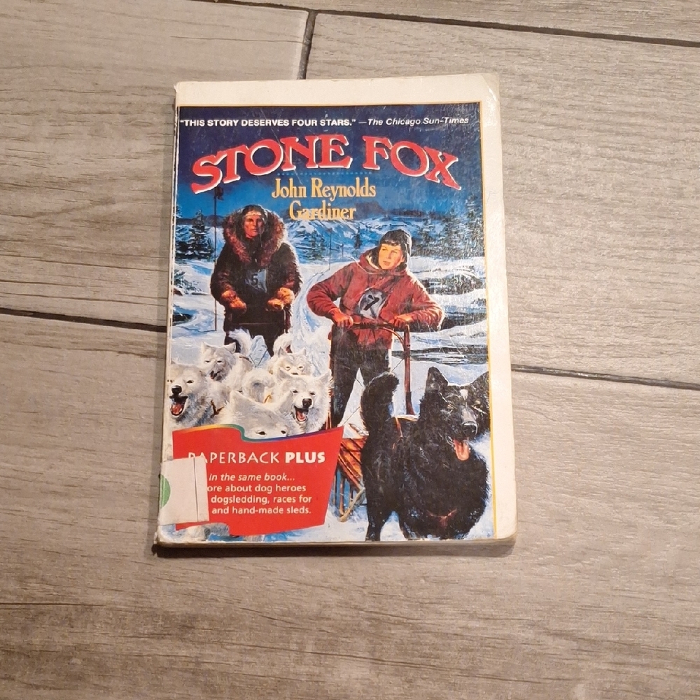 🦔Stone Fox Book by John Reynolds Gardiner🍍